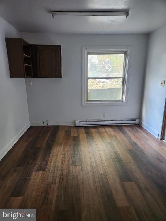 Photo - 248 W Fairview St