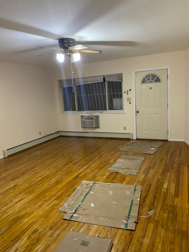 Photo - 35-22-22 163rd St Unit 1