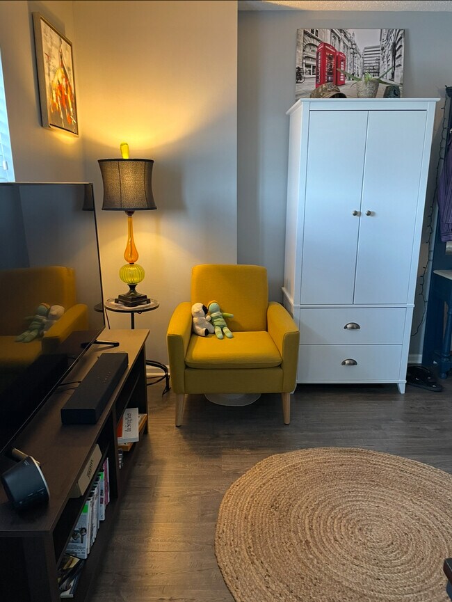 Photo - 124 E Main St Unit Apartment 7