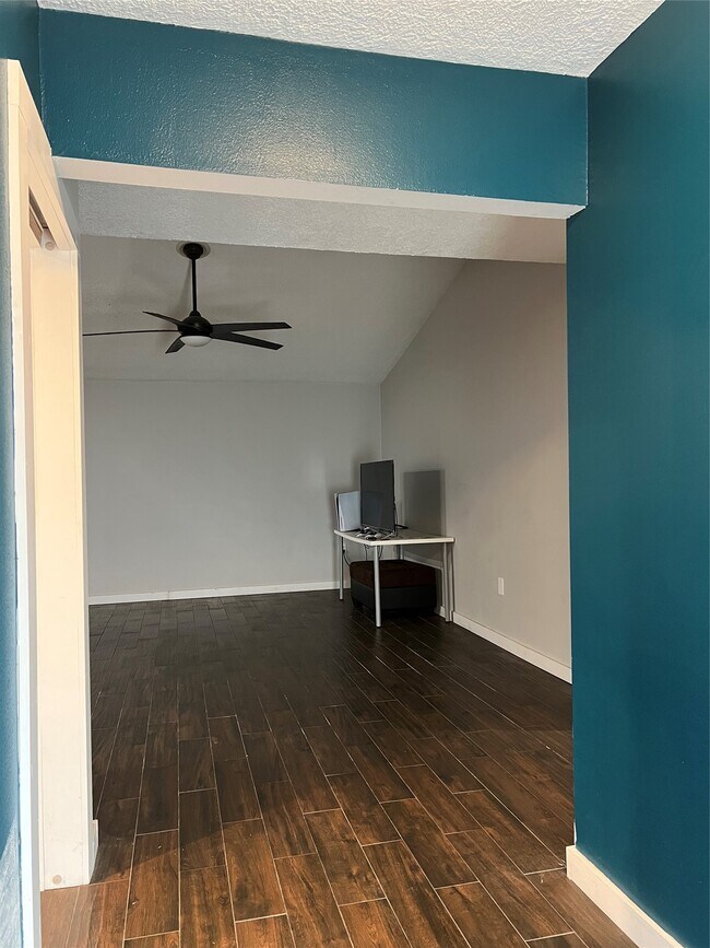 Photo - 10515 Sagewind Dr