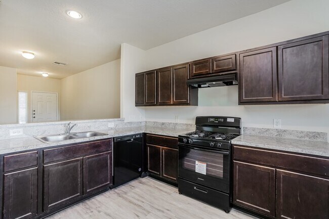 6223 Brenwood Cir