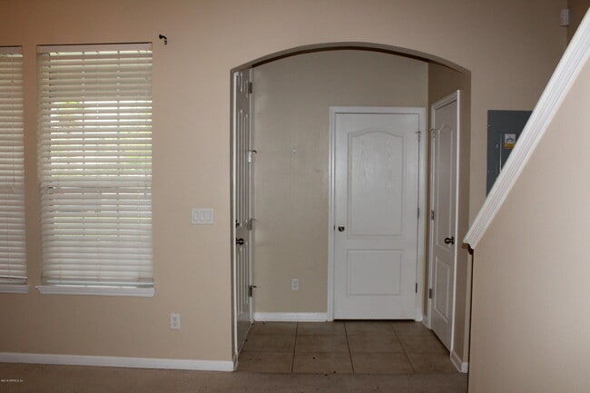 Photo - 625 Oakleaf Plantation Pkwy