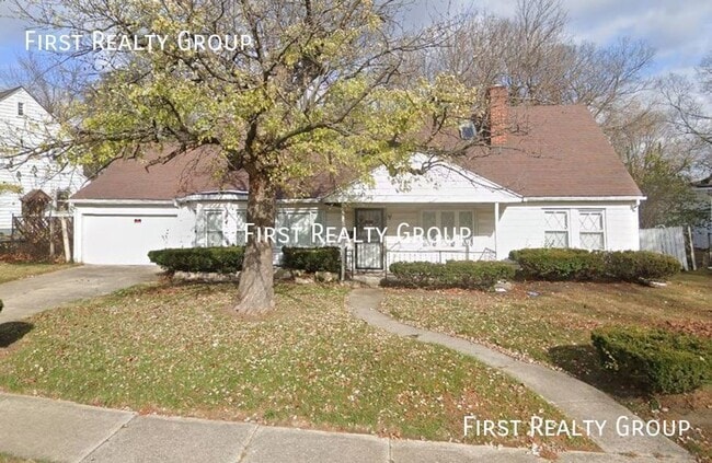 Building Photo - 330 Verona Rd