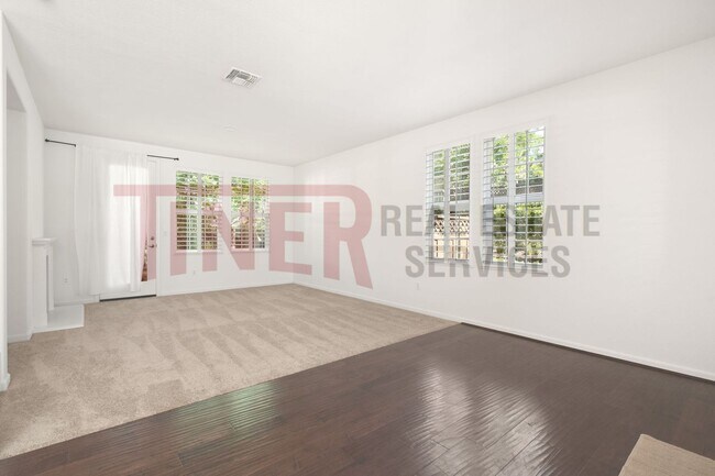 Photo - 83 Sluice Way