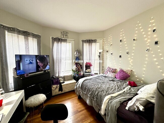 Photo - 94 E Cottage St Unidad 2