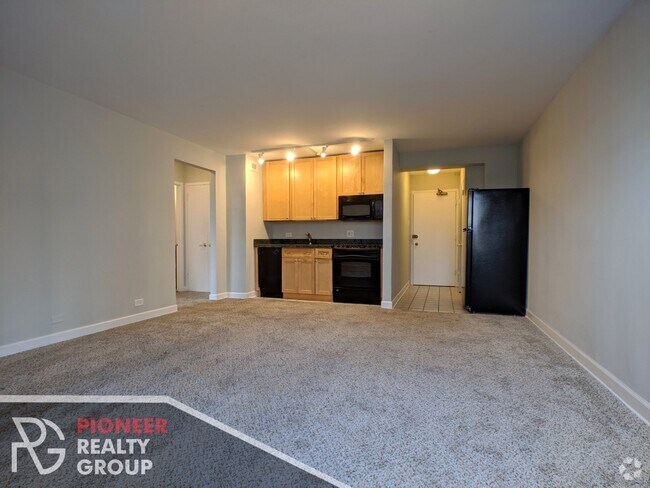 Building Photo - 433 W Wellington Ave Rental