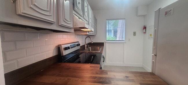 603 SW 75th St Unit 102