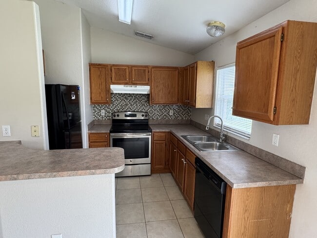 Photo - 683 Sagamore Dr