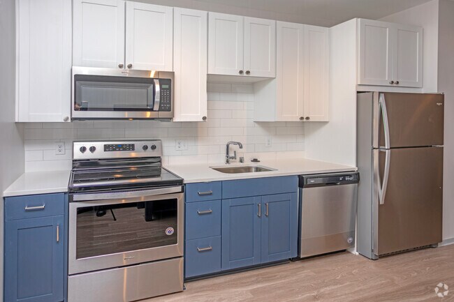 1BR, 1BA - 519SF