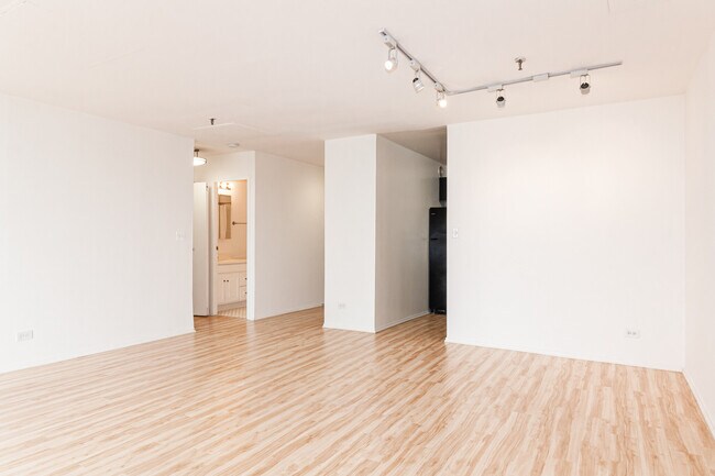 Photo - 1120 N La Salle Dr Unidad 3P