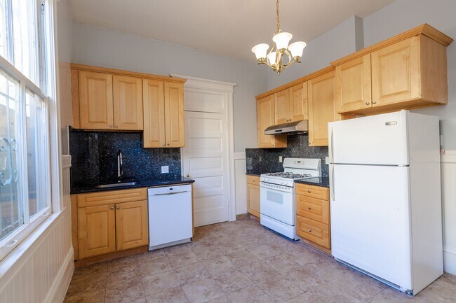 Photo - 466 Columbus Ave