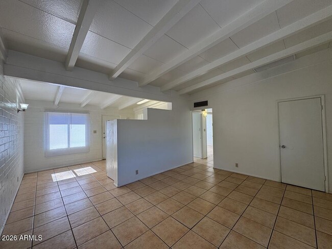 Photo - 1800 E Fry Blvd Unit 18