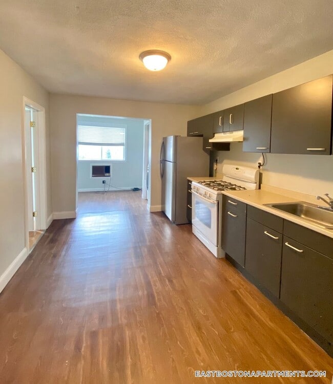 Photo - 161 Bennington St Unit 2