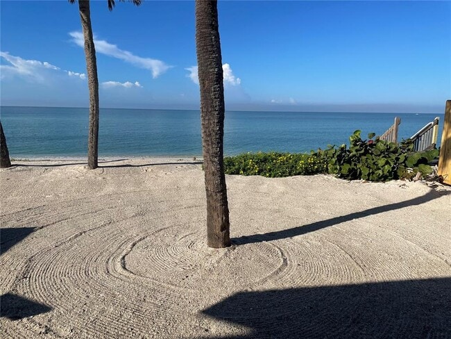 2709 Casey Key Rd