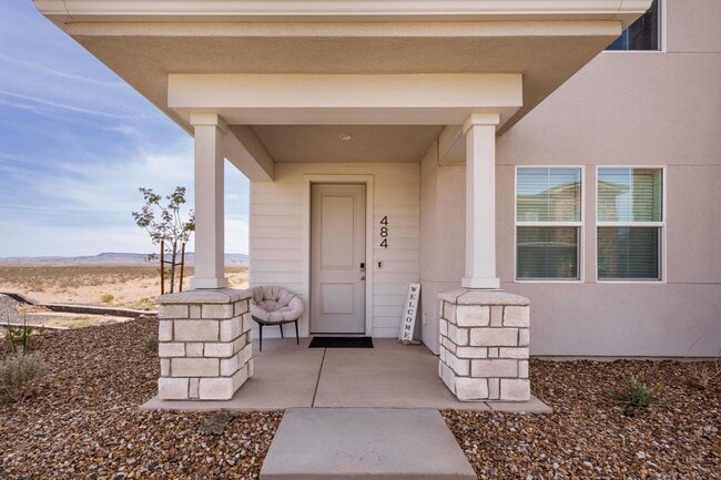 Entry - 484 W Greenstone Pl Casa Adosada