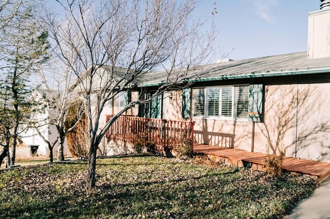 Photo - SMALL DOG FRIENDLY!!! Meadow Street House