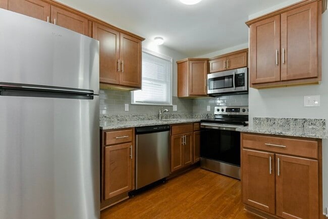 Photo - 19 Fuller St Unit 2