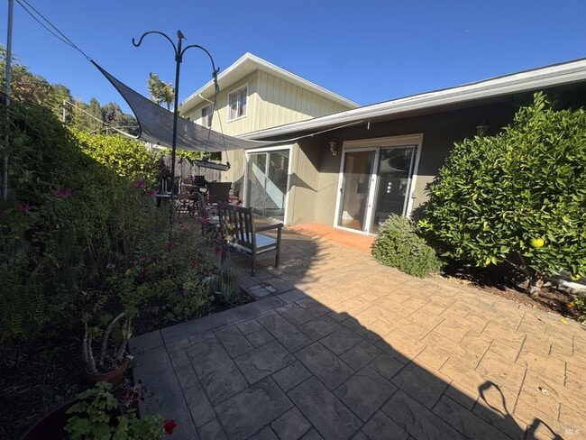 Photo - 1060 Los Gamos Rd