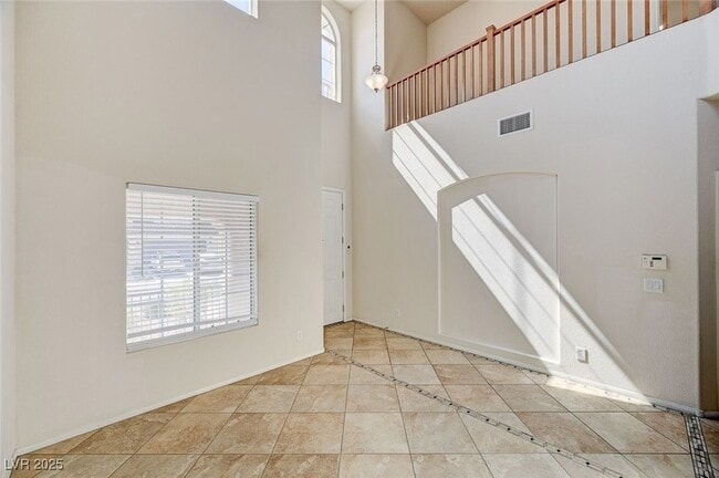 Photo - 5536 Danforth Ave