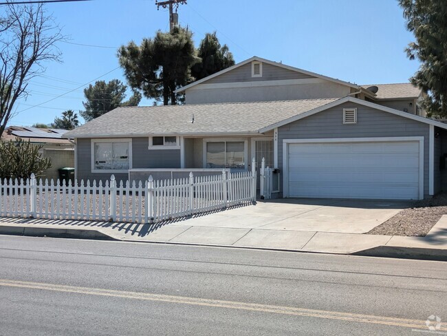 Building Photo - 955 W Devonshire Ave Unit A Rental