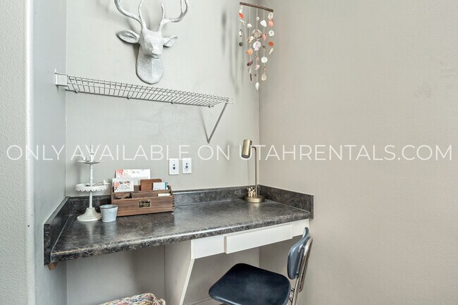 Photo - 837 E 620 N St