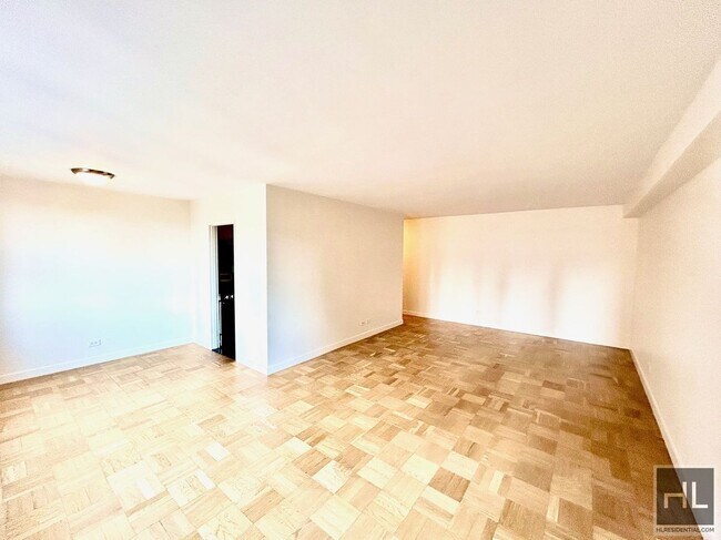 Photo - East 79th Street Unit 11F