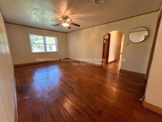 Photo - 1306 S 41st St