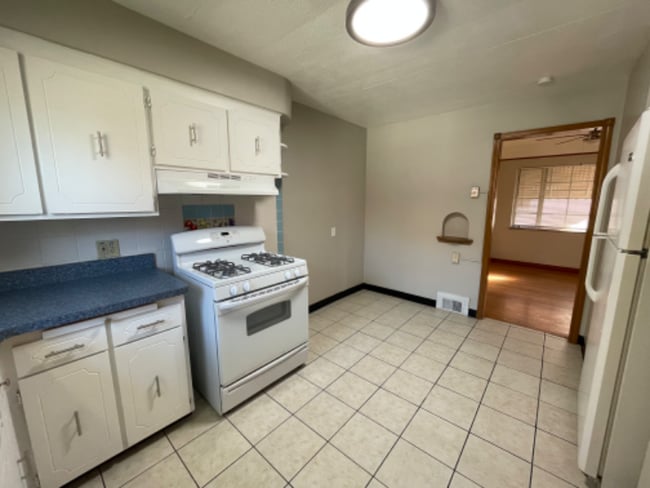 Photo - 5869 W 54th St Unit Down