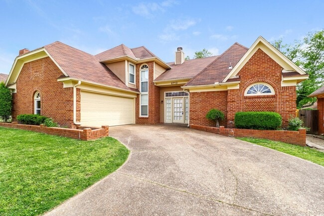 Building Photo - 6753 Devenshire Ln