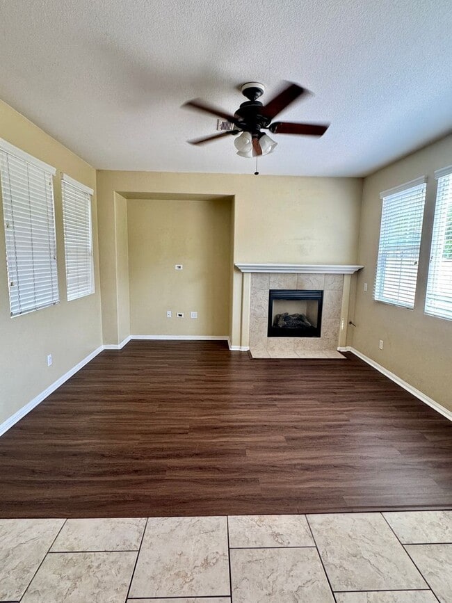 31916 Penguin Pl