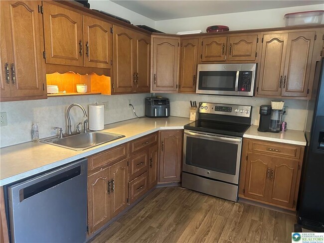 Photo - 4591 N Hedgerow Dr