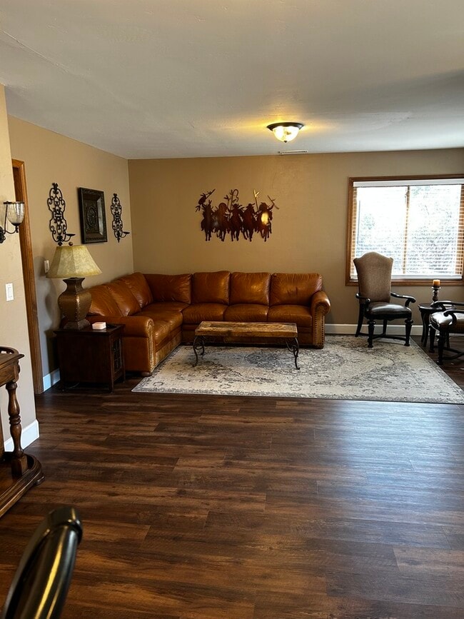 Photo - 2630 W Tall Oaks Ct