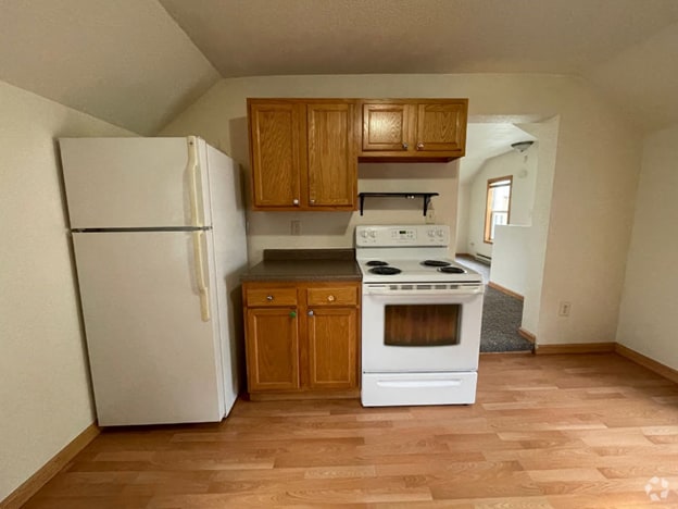 Building Photo - 655 Wisconsin St Unit .5 Rental