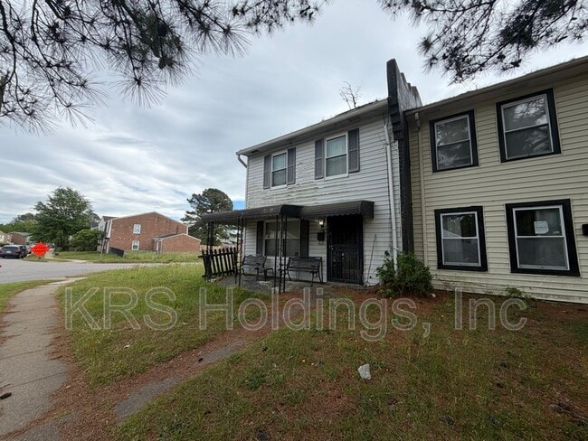 Building Photo - 4101 Holly Cove Dr