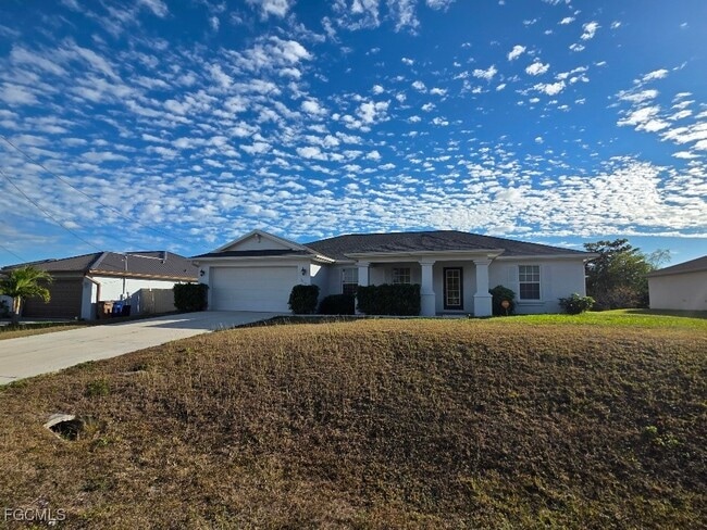 Building Photo - 3413 35th St SW