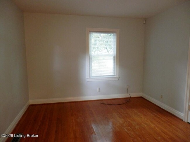Photo - 8220 Whipps Mill Rd