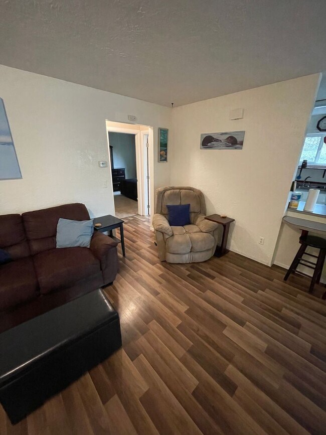 FURNISHED KENAI APARTMENT House Rental in Kenai, AK