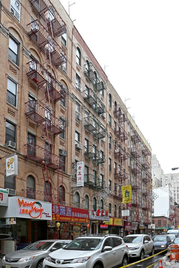 Photo - 65 Bayard St Apartments