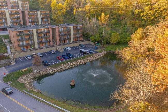 Kirkwood Bluffs