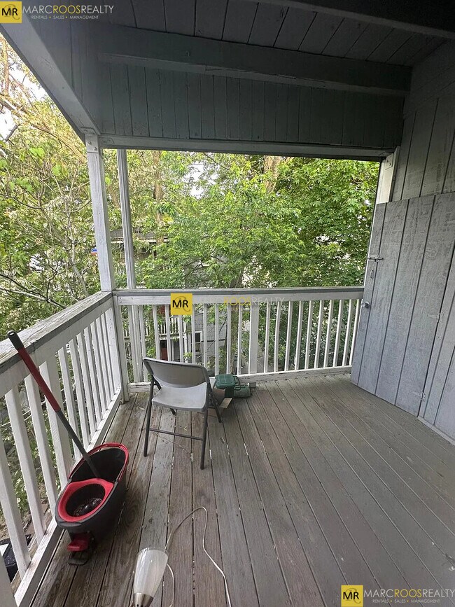173 Pleasant St Unit 3