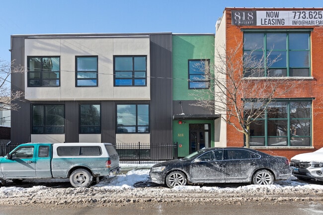 Building Photo - 818 N Wolcott Ave Unit 107