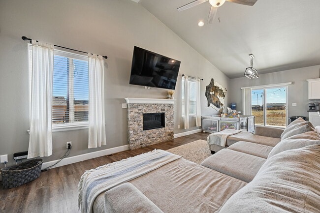 Photo - 1140 E Dove Creek Dr