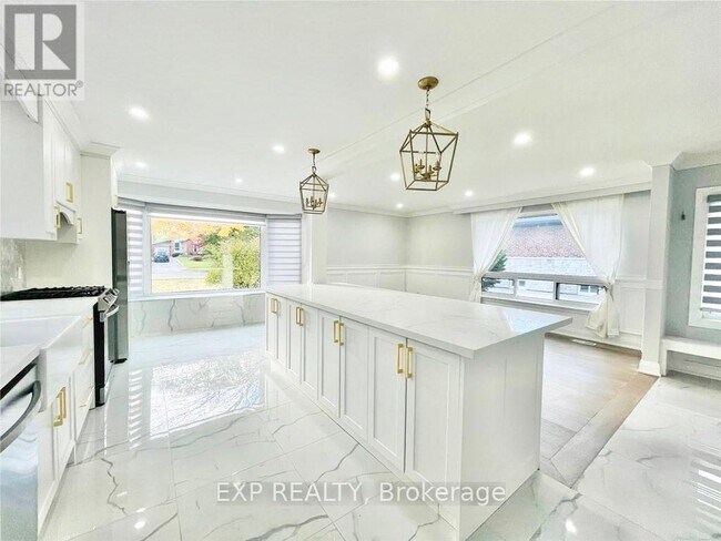 Photo - 15 Scarcliff Gardens