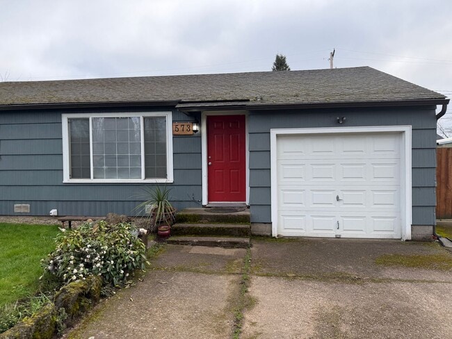 Photo - Updated 2 bedroom 1 bathroom house in Springfield!