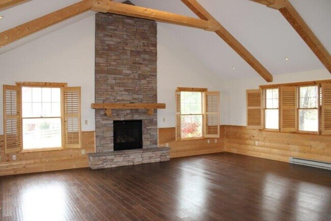 Photo - 2-Story Rancher