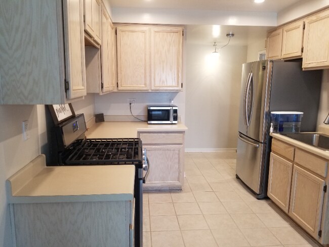 Photo - 10707 Camarillo St