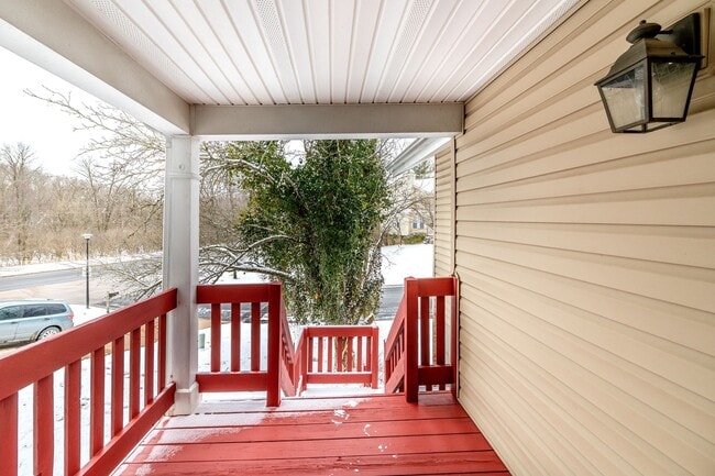 Photo - SPACIOUS 3 BEDROOM 2 BATH W/2 CAR GARAGE