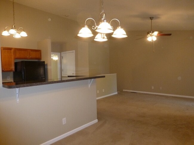 Photo - Spacious 3-Bed, 2-Bath Townhouse with Bonus Room & 2-Car Garage in North Knoxville