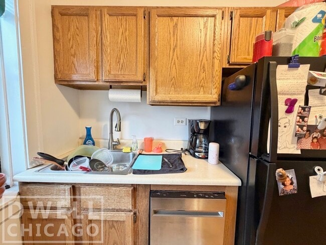 Photo - 1913 W Larchmont Ave Unidad 3B