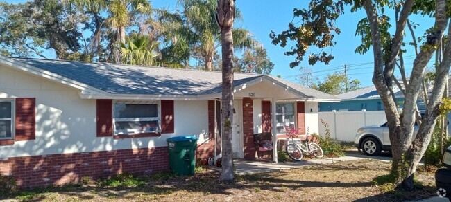 Building Photo - 521 Magnolia Ave Rental